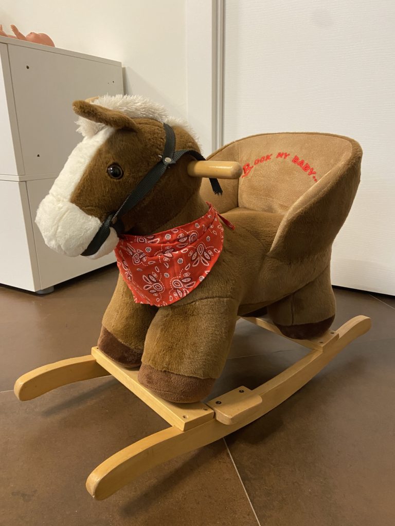 Cavalluccio a dondolo